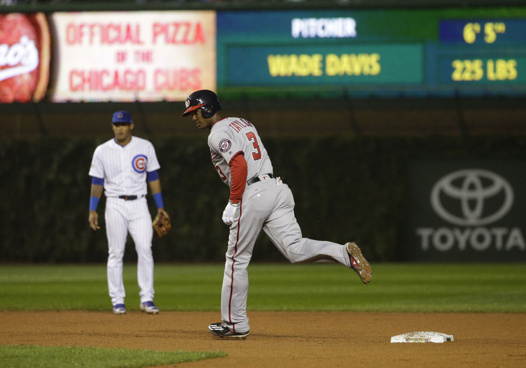 NLDS Nationals Cubs Baseball